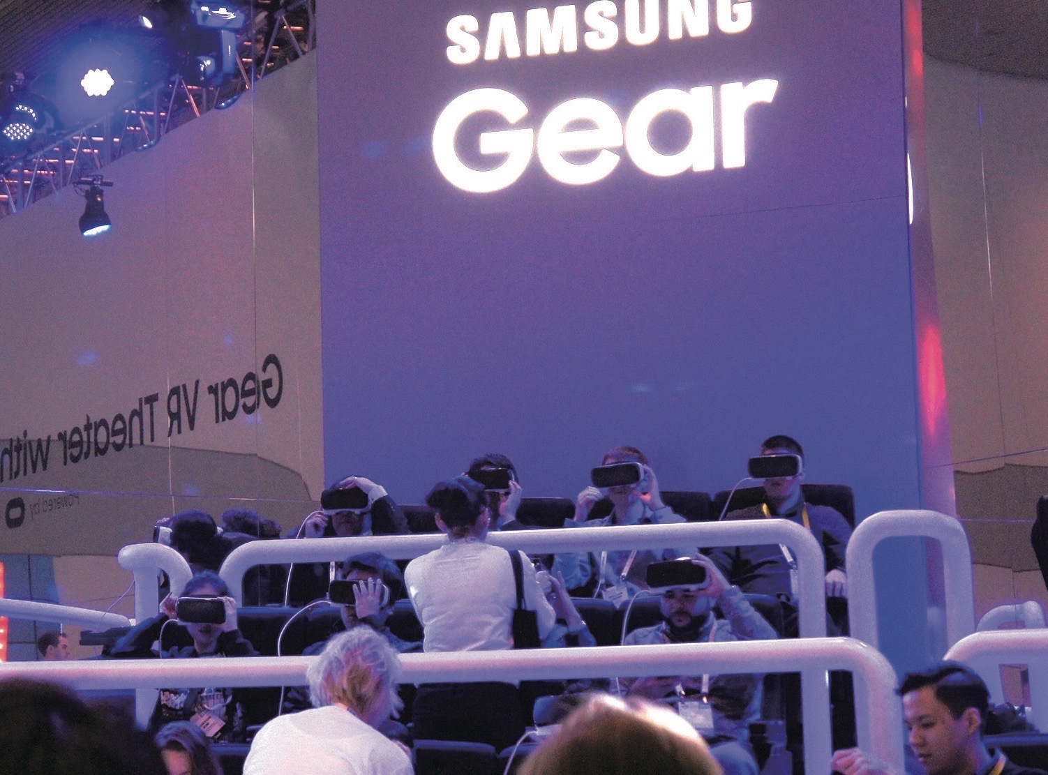 放送とは違う発展をするインターネット動画 「CES 2016」現地レポート