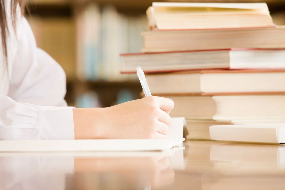 資産運用の勉強方法！初心者は何から学ぶべき？資産運用に失敗しないためのポイントを紹介