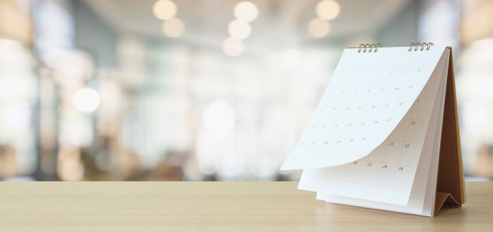 宅建士の試験日はいつ？申し込みから合格発表までのスケジュールや勉強のポイントを解説！