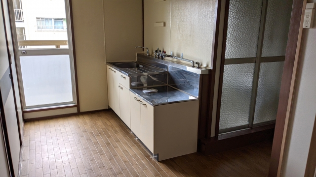 空き家を売却し水道料金の悩みが解決するイメージの画像