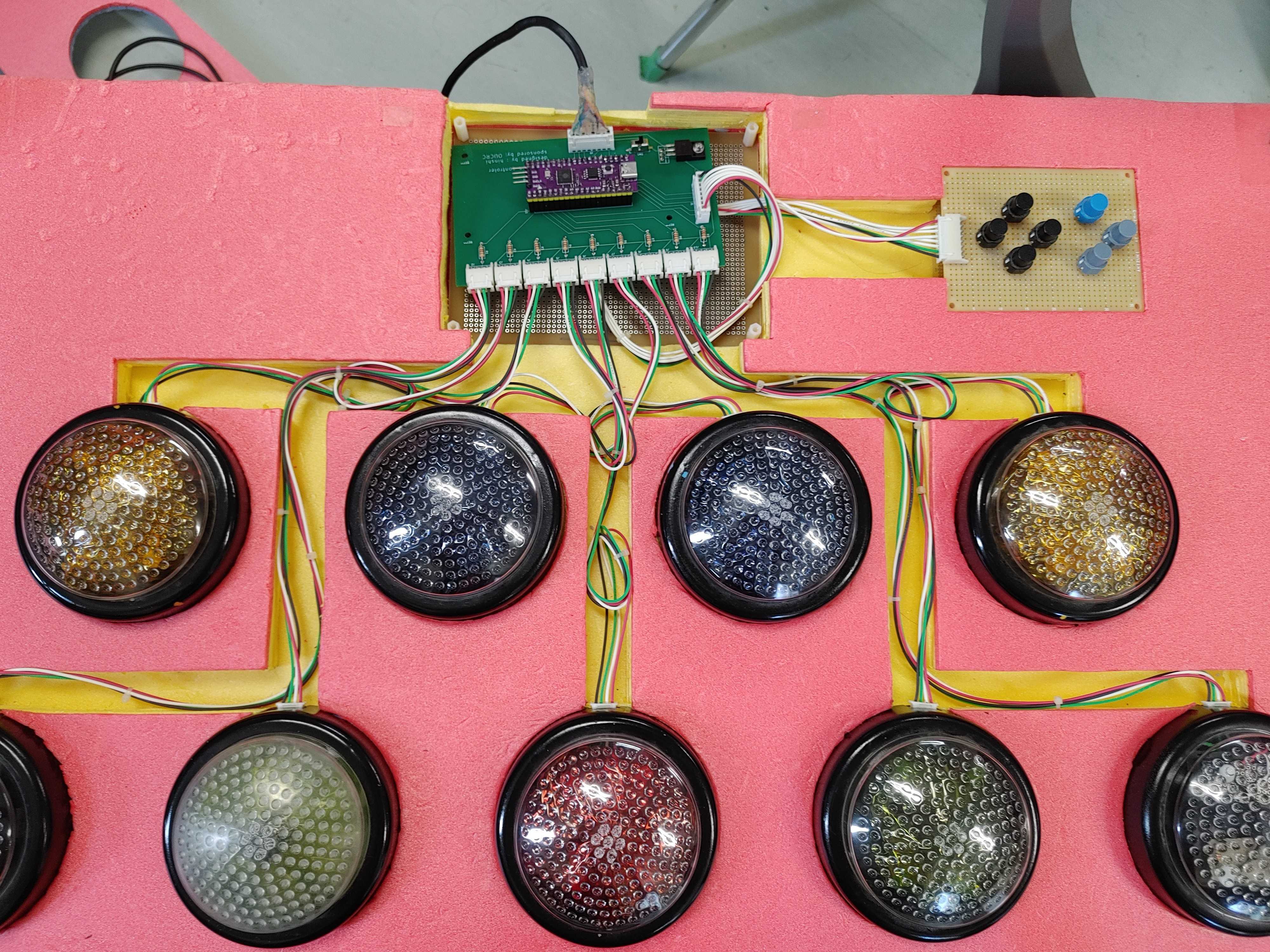 記事「PS2のコントローラーを既存の回路基板を用いずに作成する」のサムネイル