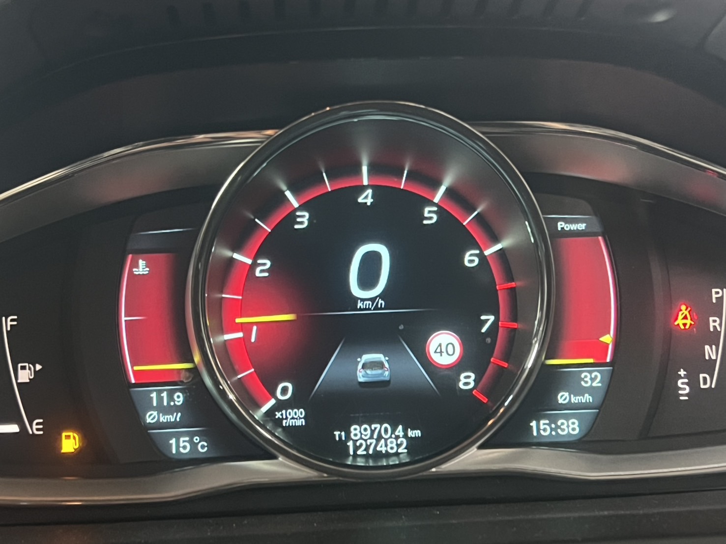 ボルボ　V60 T4 thumbnail 7