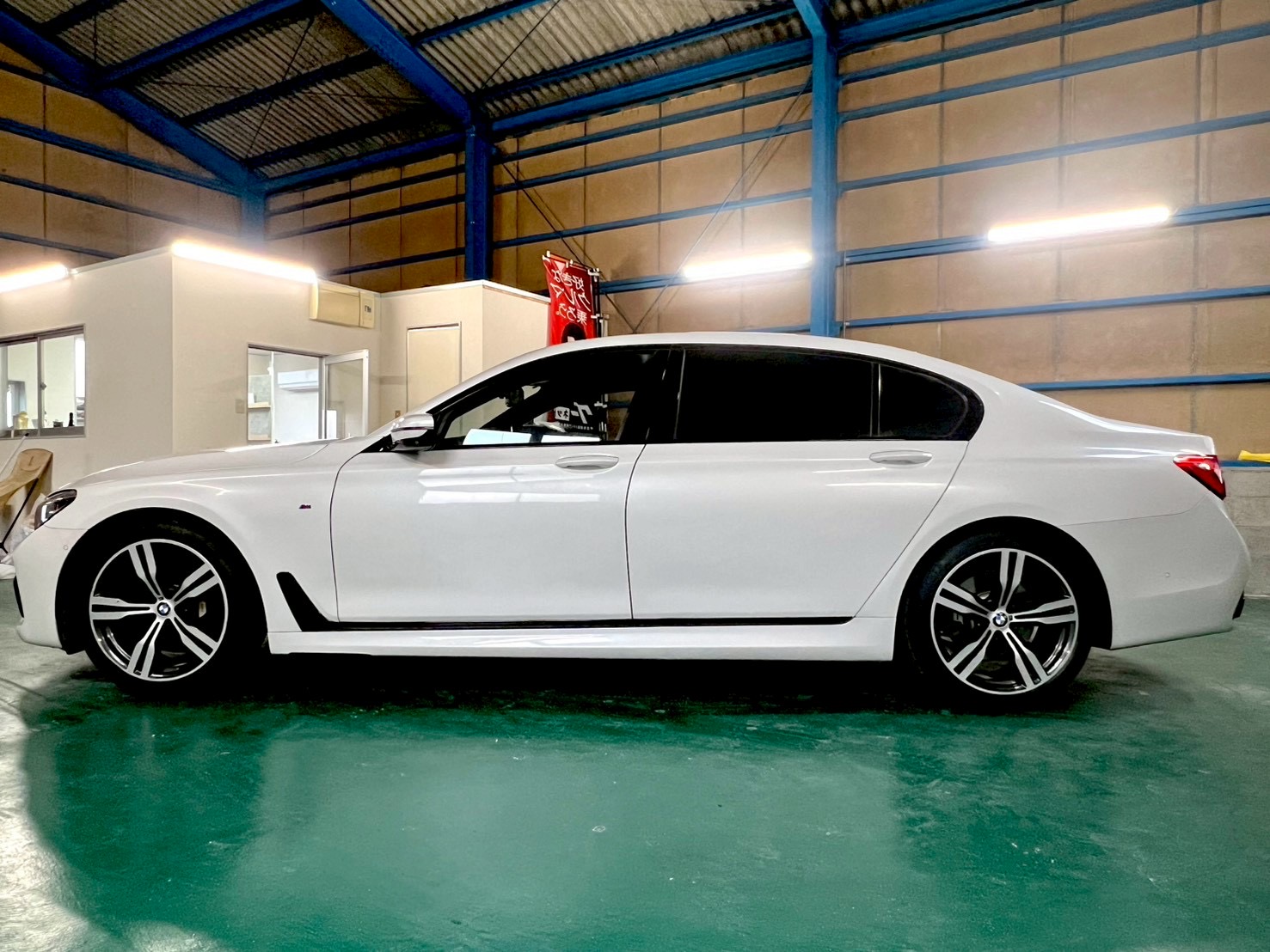 BMW　7シリーズ thumbnail 3