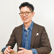 岩田 朋也