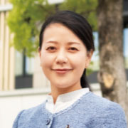 川田 翔子