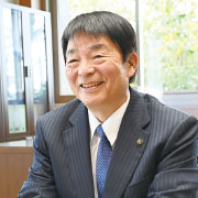 打越 明司