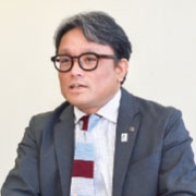 村形 友和