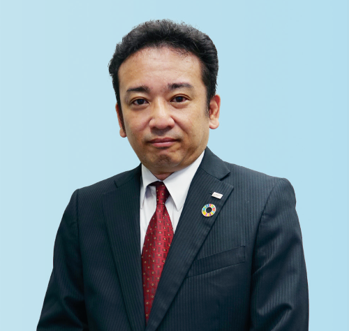 川口 尊 氏