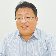 溝部 一晴
