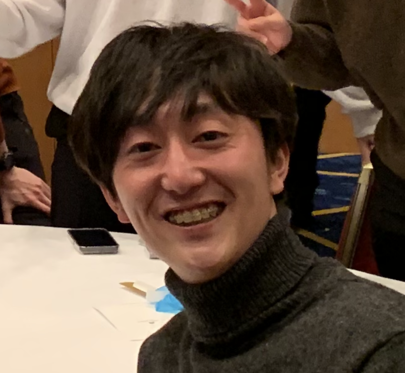 尾関 智洋氏