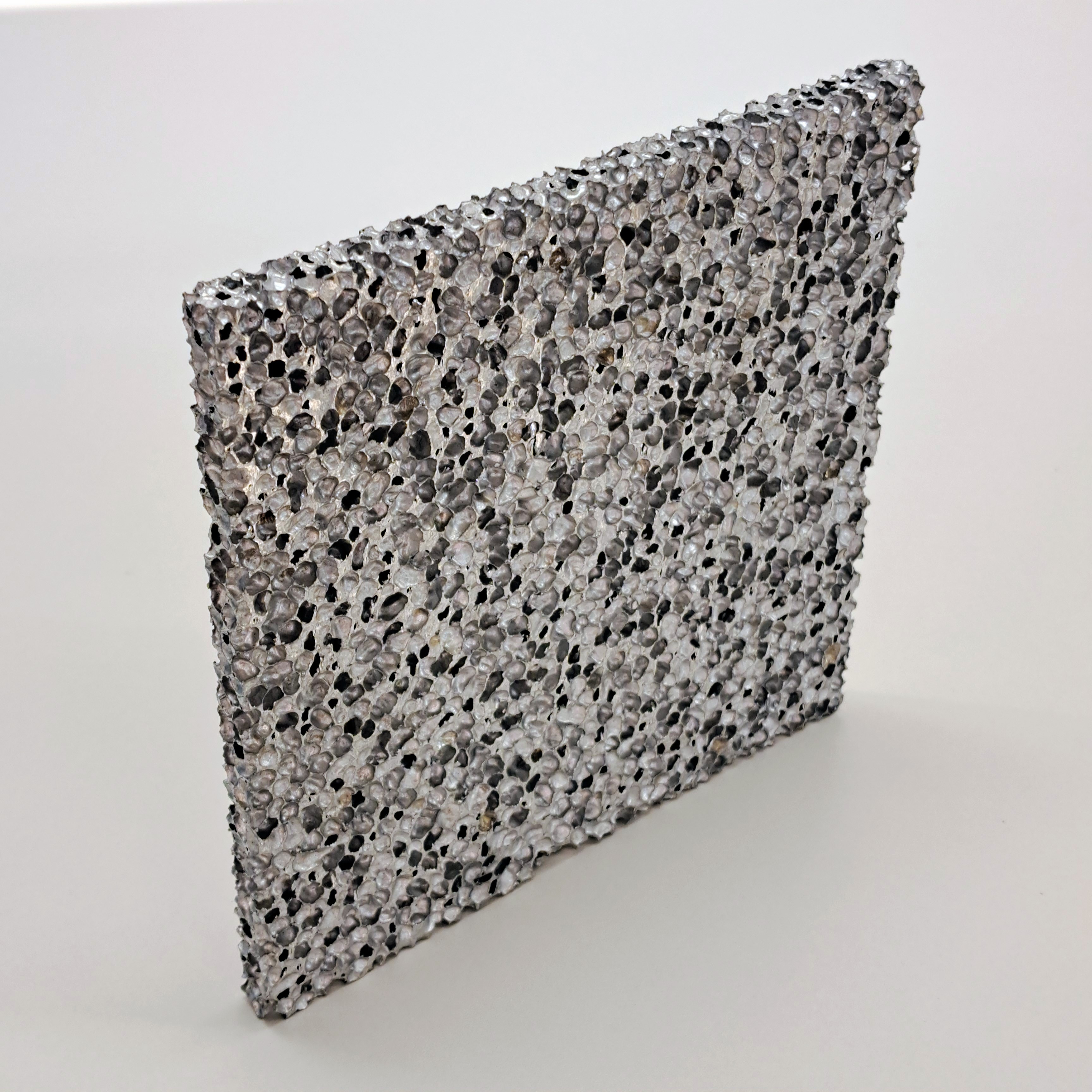 発泡アルミパネル