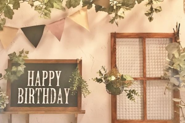 彼氏の誕生日はサプライズでお祝いを 彼氏が驚くサプライズ30選 Rolmy