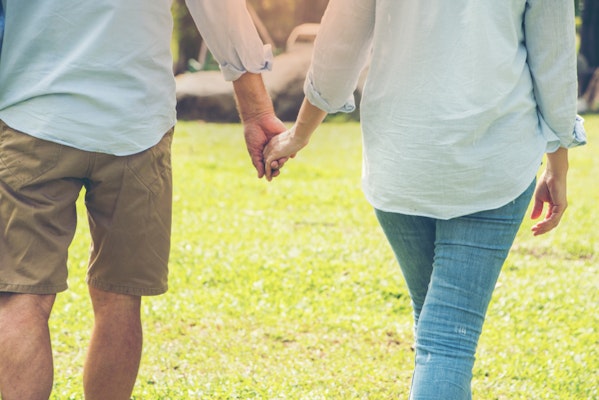 年の差婚が気持ち悪いといわれる理由6選 後悔しないための注意点 Rolmy 年の差婚が気持ち悪いといわれる理由6選 後悔しないための注意点 Rolmy