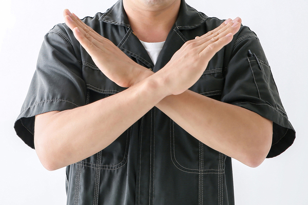 話しかけて欲しいサインを出す男性って何考えてる 男性心理10選 Rolmy