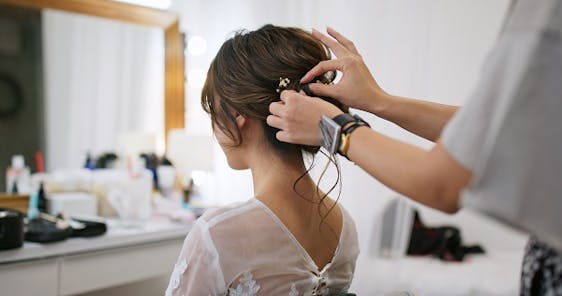 美容師に聞くヘアオーダーのコツ アラサーolが本当に似合う髪型になるには Rolmy