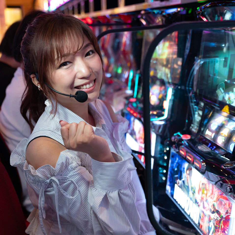 パチスロ研究会・女子部