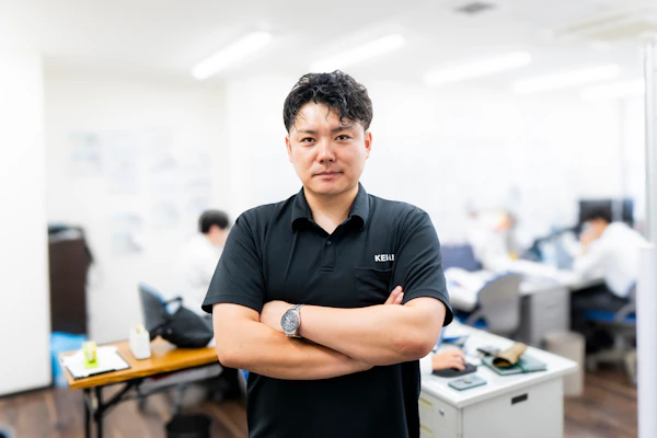 一つ完成したら次のサイクルが始まっている。高回転の現場を統べる。