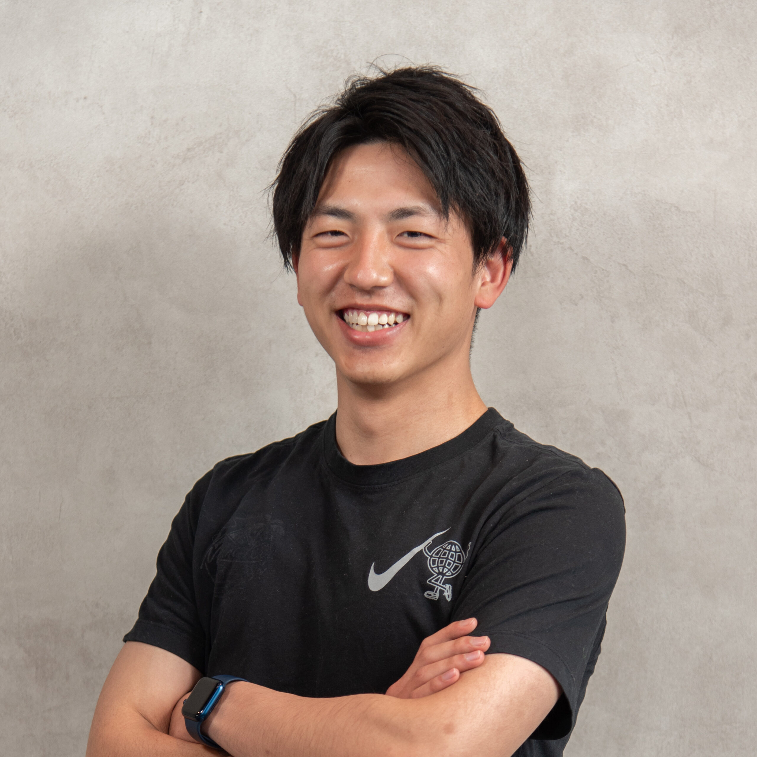 小濱 利哉