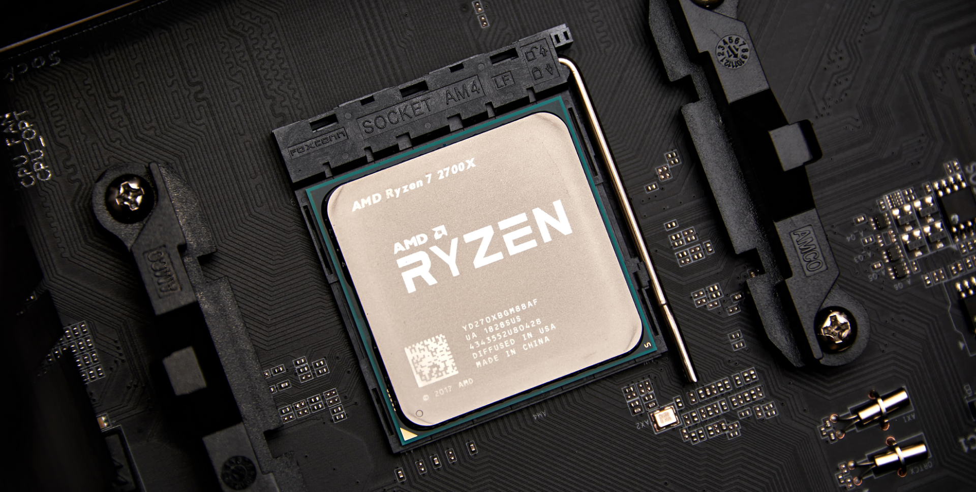 AMD Ryzenとは?Intelとの違いや性能比較・種類・選び方を解説