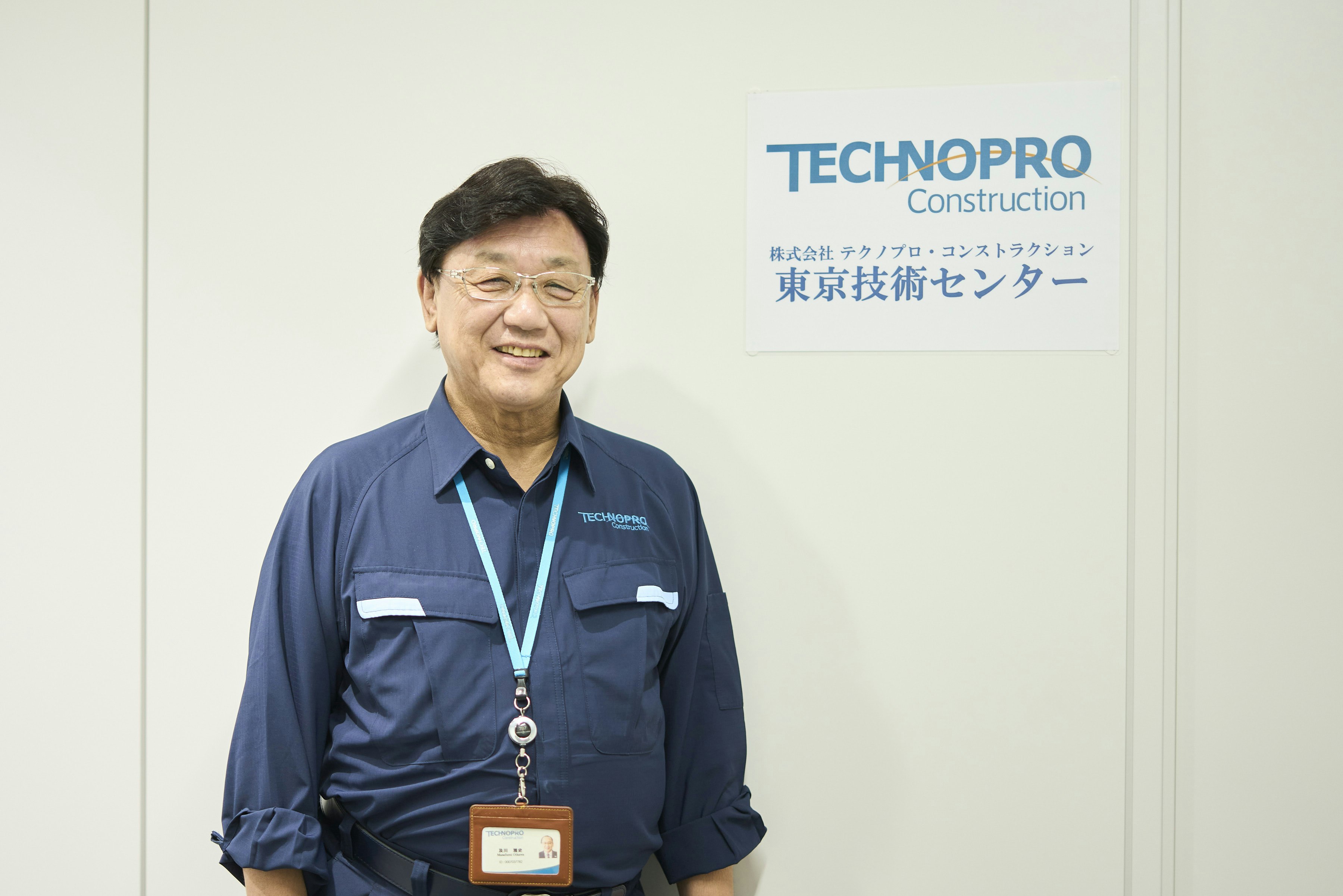 納期まで実質たった2週間で、レンタルパソコン100台を緊急調達。 感動して継続発注も3年間ノートラブル。