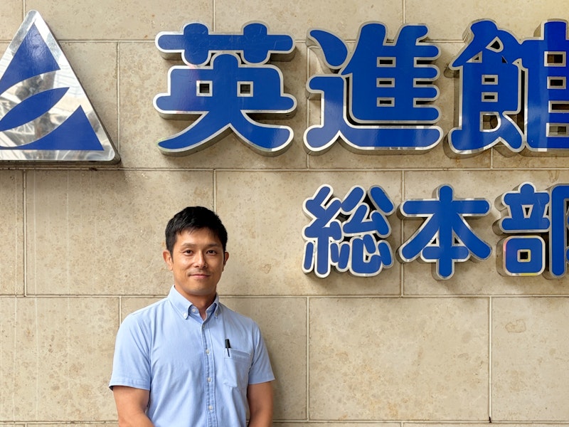 九州最大級の学習塾が、約5,000台のパソコンをレンタル運用。拠点拡大も急なトラブルも、頼れる担当者とともに歩んだ12年のパートナーシップ