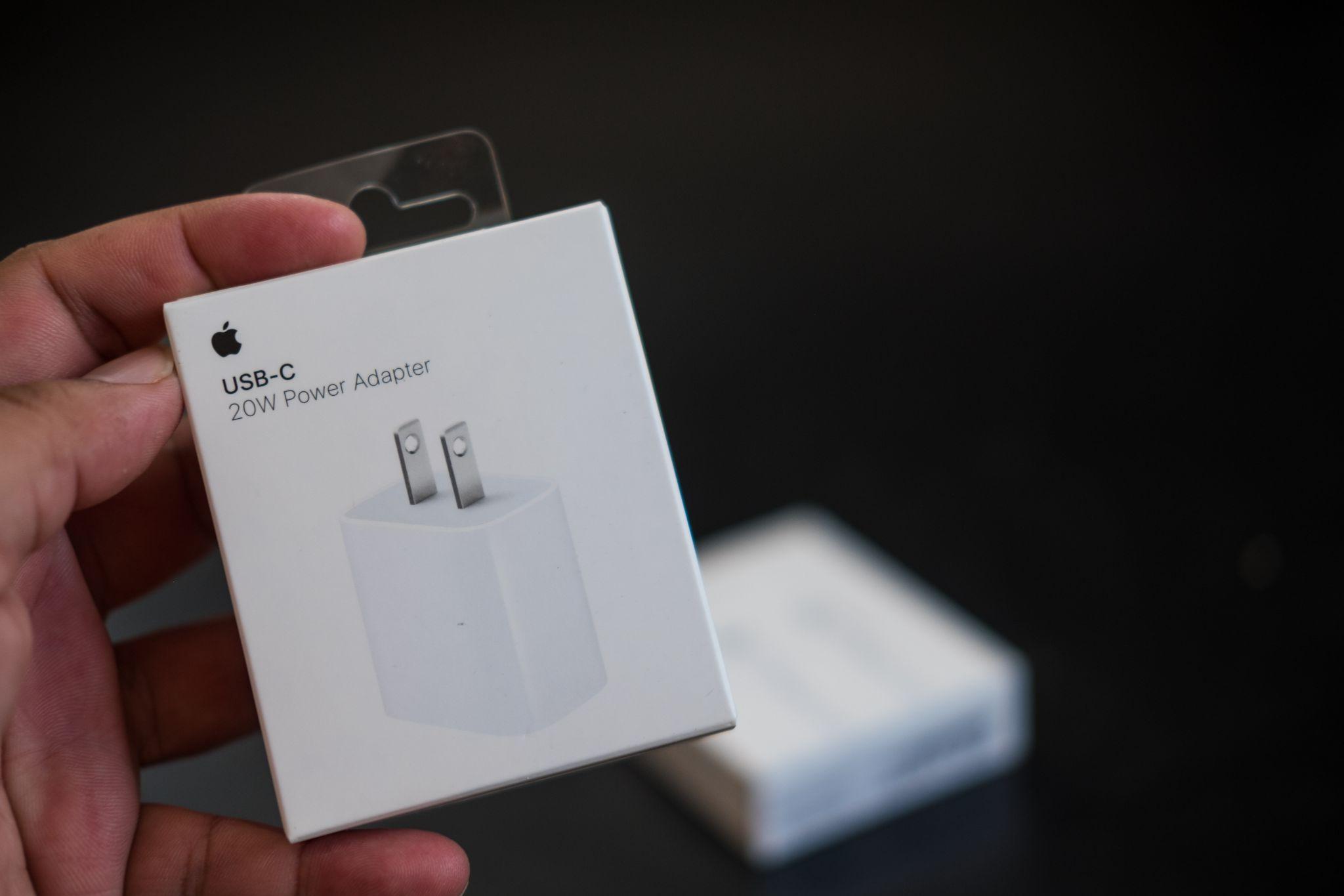USB-C アダプタ
