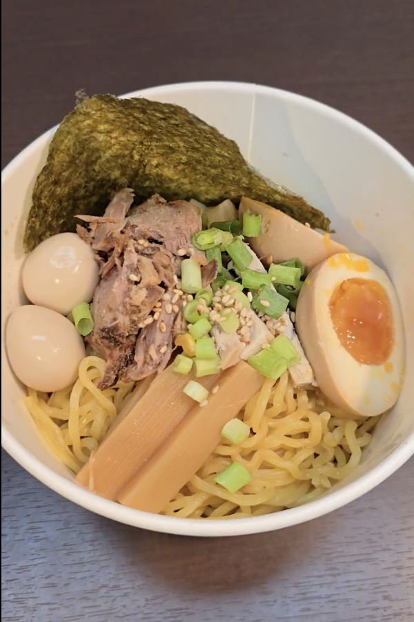 〆にも！シンプル・イズ・ベストな油そば