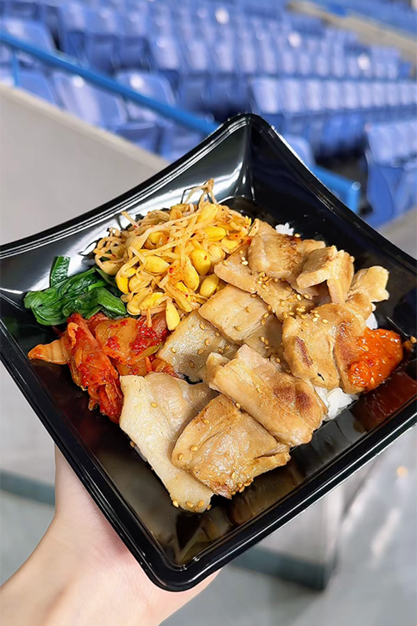ごま油の香りが食欲そそる！韓国グルメの定番・サムギョプサル