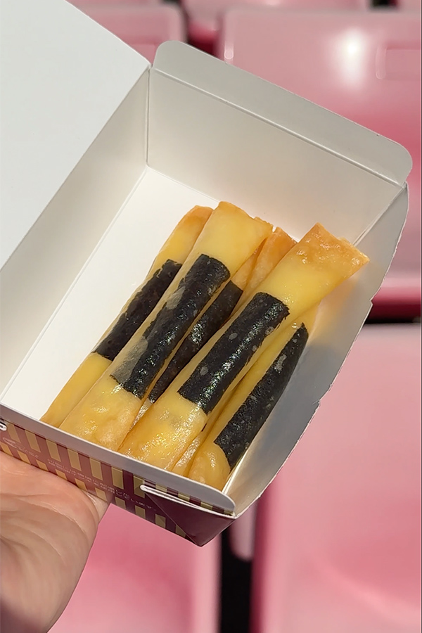 カリカリ食感で香ばしい！のりチーズスティック揚げ