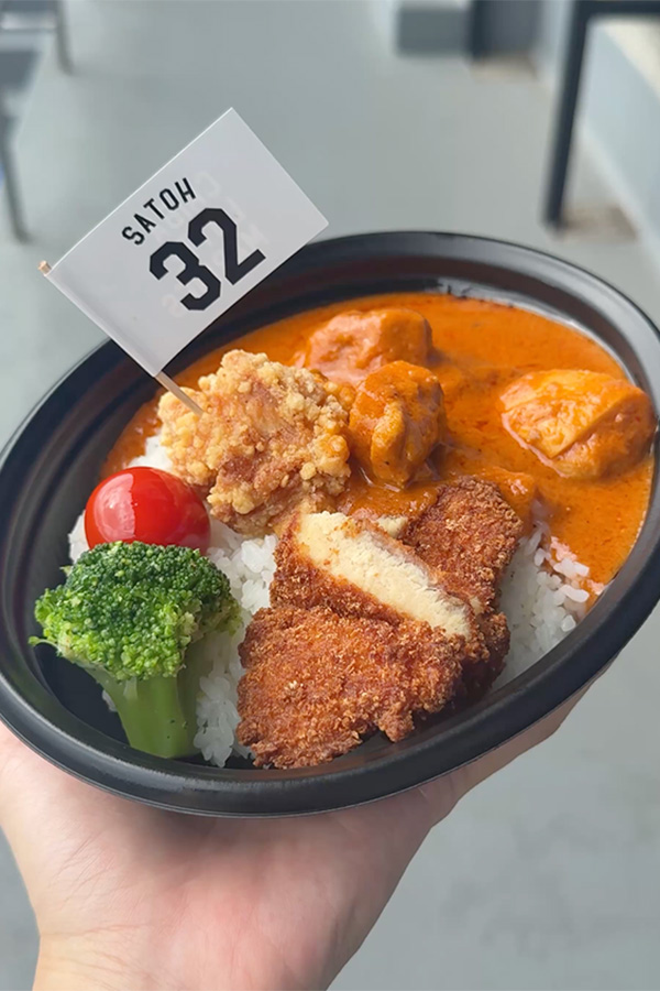 3種類の鶏肉を一度に！バターチキンカレー