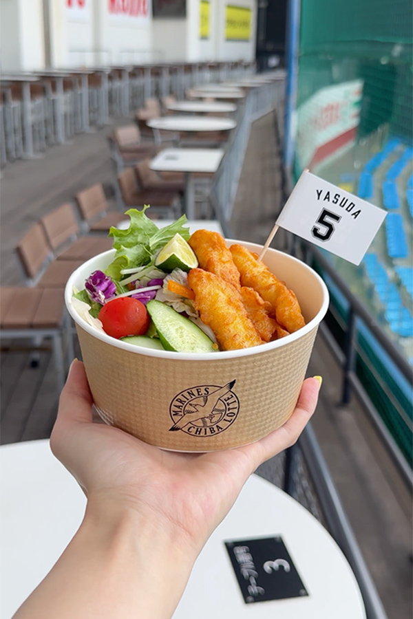 シャキシャキ野菜で彩り豊かな冷やしうどん