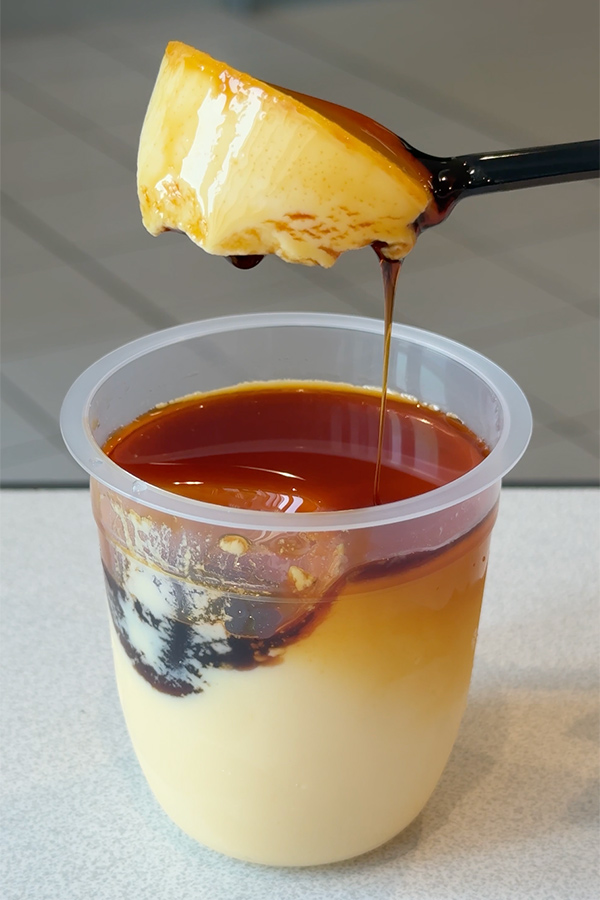 シンプルこそが至高！王道なめらかプリン