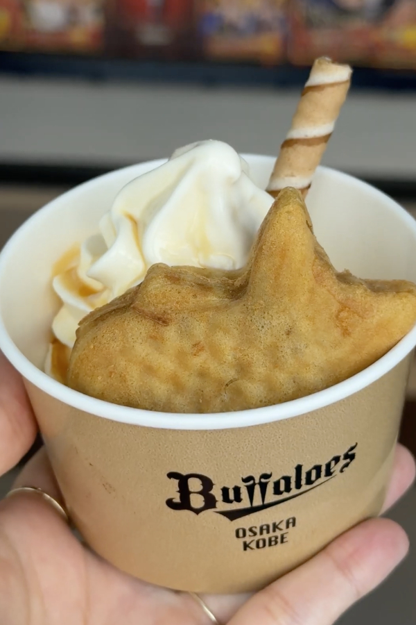 たい焼き×ソフトクリーム！ビジュ良し和洋折衷スイーツ