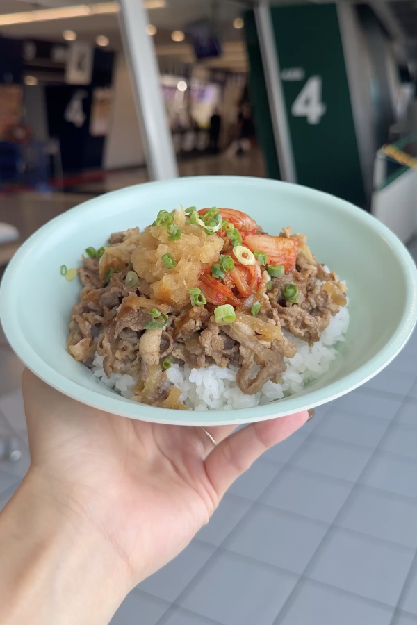 おろしポン酢でいただく、ボリューム満点焼肉丼