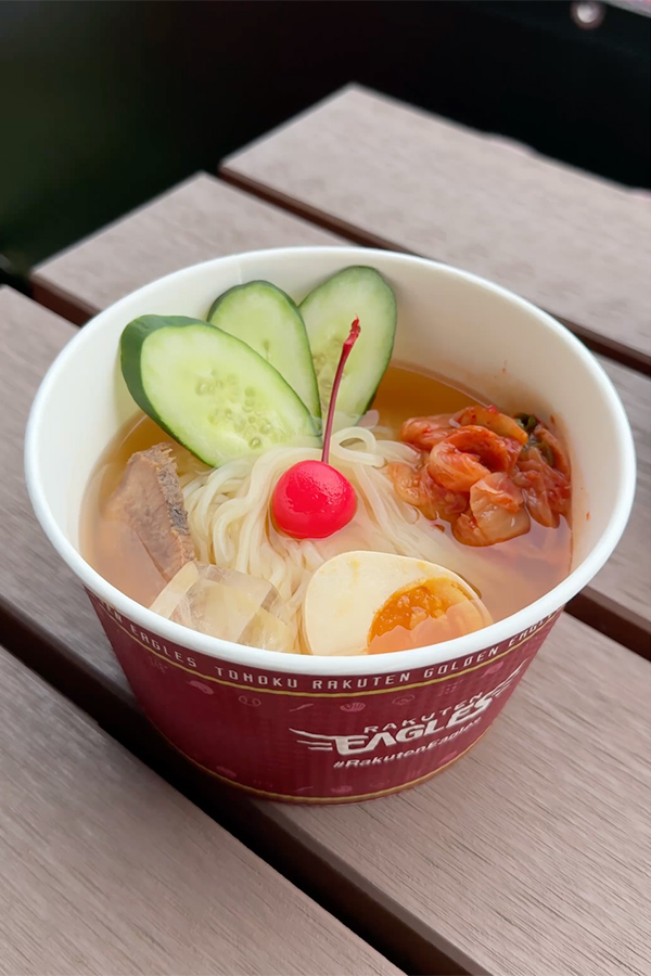 つるつるもちもち！見た目も涼しげな盛岡冷麺