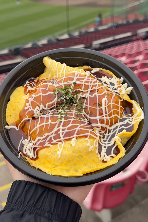 本場の味をスタジアムで！前田健太の広島お好み焼き