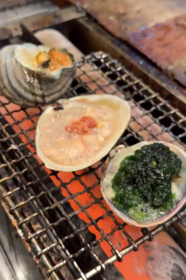 素材本来の旨みが凝縮！球場で本格焼貝を堪能