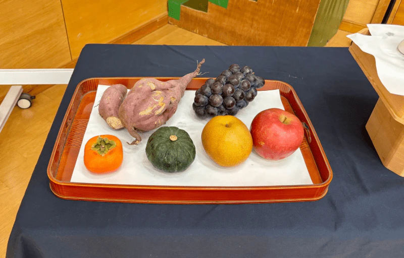 さつまいも、ぶどう、柿、かぼちゃ、梨、りんご