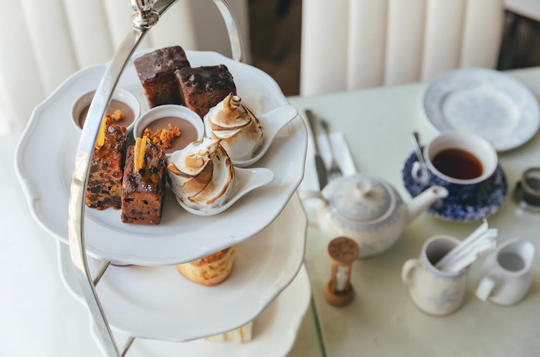 美しく優雅なアフタヌーンティ特集