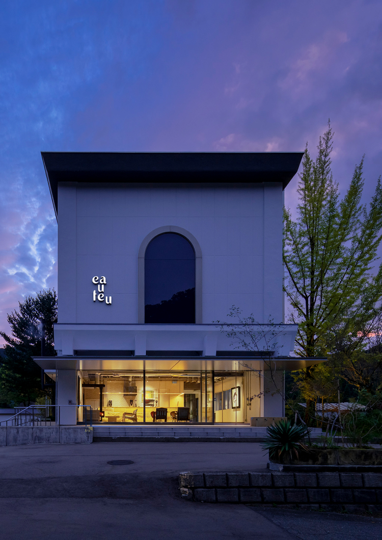 [1 Night] Stay in an Auberge Steeped in Local History in Komatsu, Ishikawa, with Award-Winning Sake and Haute Cuisine