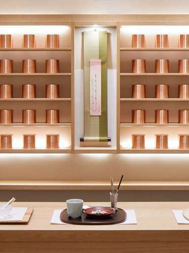 [1 day] A Feast for the Five Senses: Sushi, Incense, and Style in Tokyo