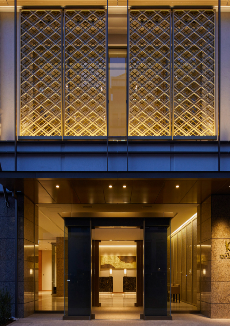  [Short Stay] Luxury Central Tokyo Stay and City Tour of the Architecturally Historic Marunouchi Area