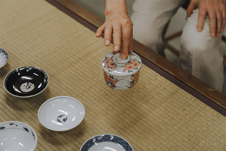 Kiyomizu Ware Pottery Experience at a Century-Old Kiln Headed by One of  Kyoto's Top Artisans