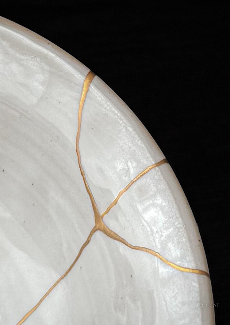 本漆で手がける本格金継ぎで日本の美意識に触れる −Otonami Lounge