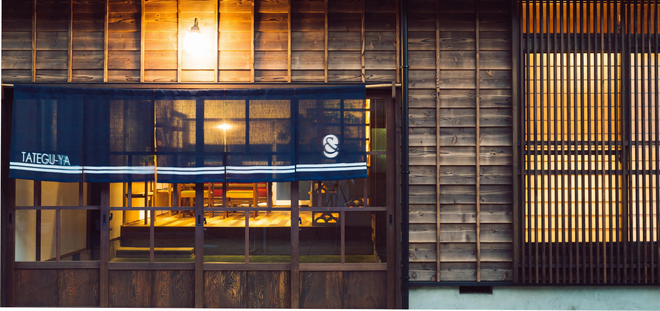 [Short Stay] Visit the Gassho-Zukuri of Gokayama and Experience Woodcarving with a Master Artisan