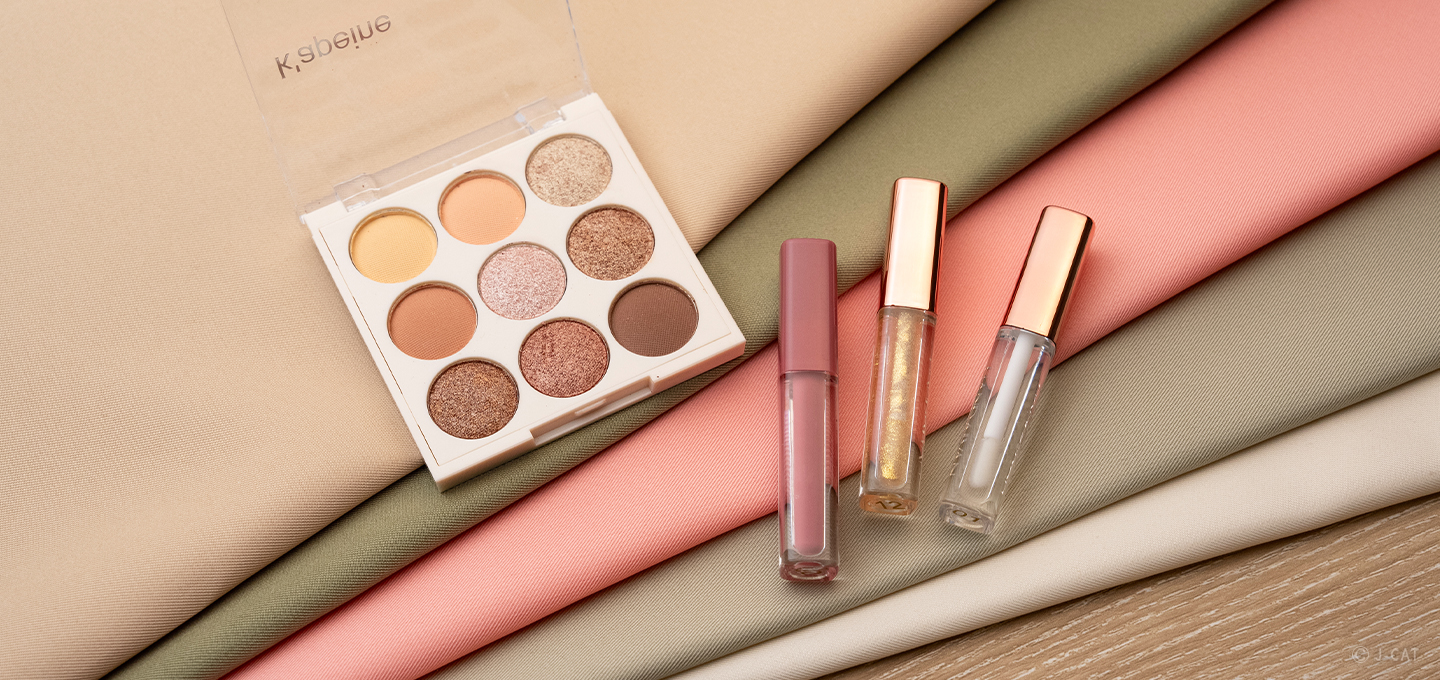 自分に似合う色と装いを学ぶ色彩×骨格講座 −Otonami Lounge Tokyoにて−