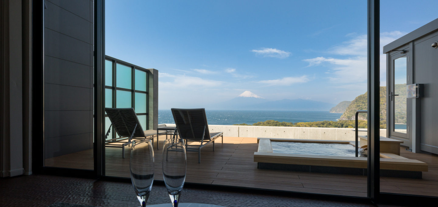 [Short Stay] Tour Hakone & Numazu by Private Car with a Luxury Stay at Fuji Seiran for Marvelous Views of Mount Fuji