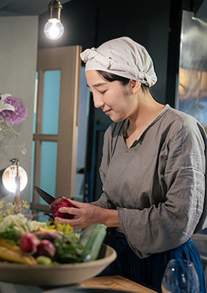「植物料理」で魅せる四季の移ろい。祖母のもとで育んだ食への好奇心。の画像
