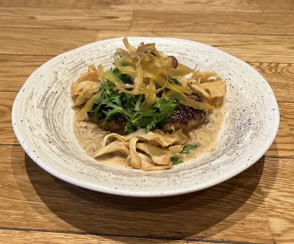 秋限定「秋の茸クリームソースハンバーグ」販売スタートです！