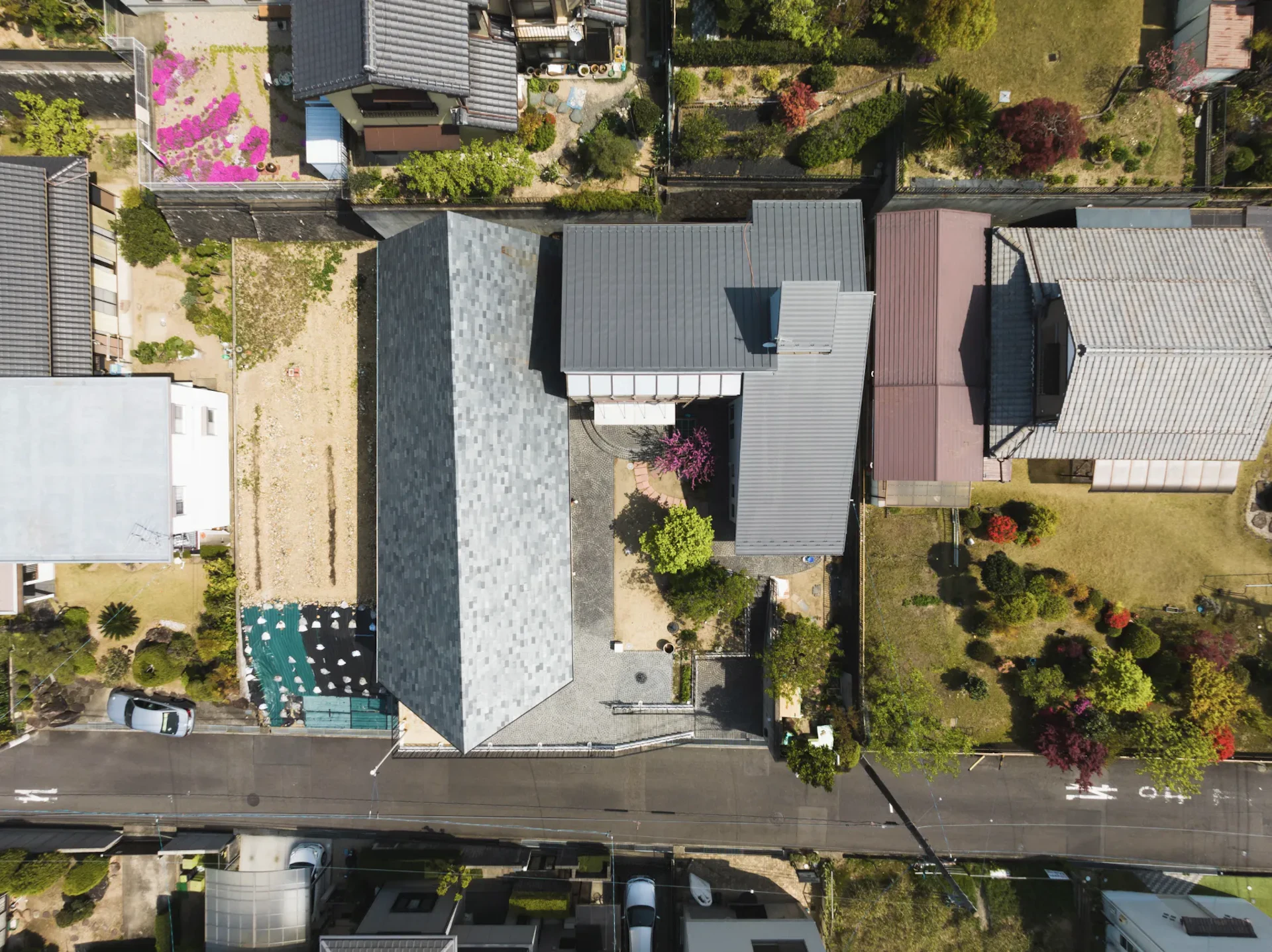 studio［42］一級建築士事務所 ホサナキリスト教会 竣工空撮写真 2